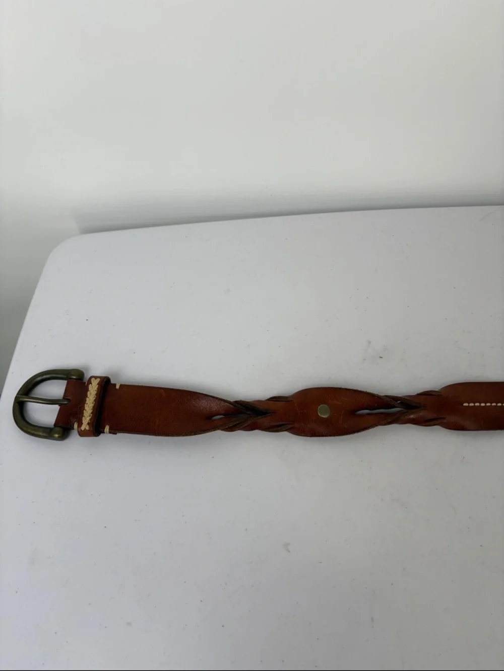 🗄️ American Eagle Outfitters leather and brass Brown Braided  and stitched belt